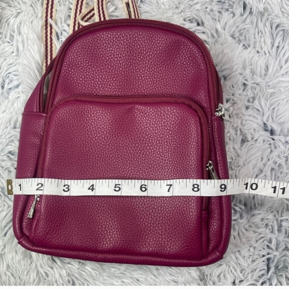 Thirty-one Backpack Purse - Picture 5 of 7